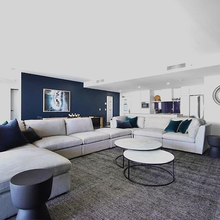 Circle On Cavill Sub Penthouse W/ 4 Bedrooms Χρυσή Ακτή Εξωτερικό φωτογραφία