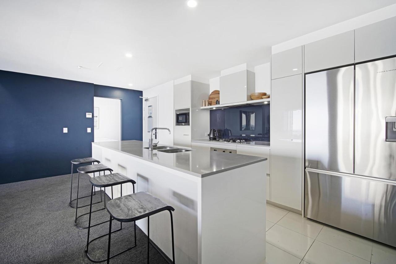 Circle On Cavill Sub Penthouse W/ 4 Bedrooms Χρυσή Ακτή Εξωτερικό φωτογραφία