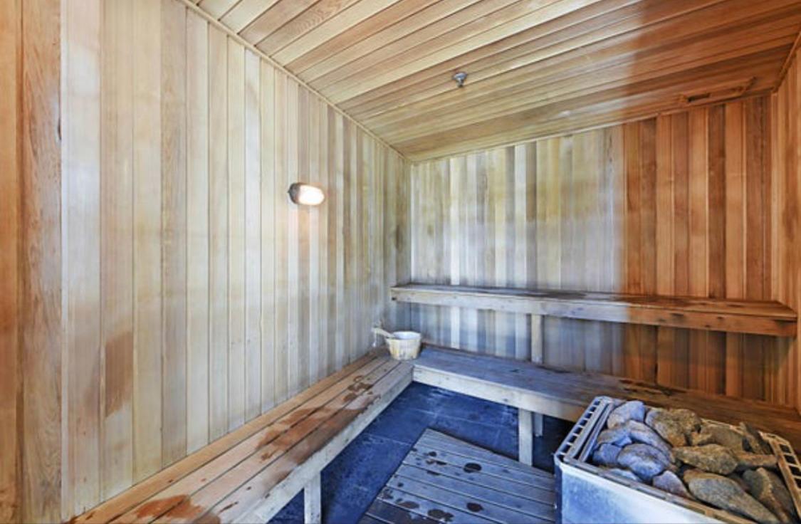 Circle On Cavill Sub Penthouse W/ 4 Bedrooms Χρυσή Ακτή Εξωτερικό φωτογραφία