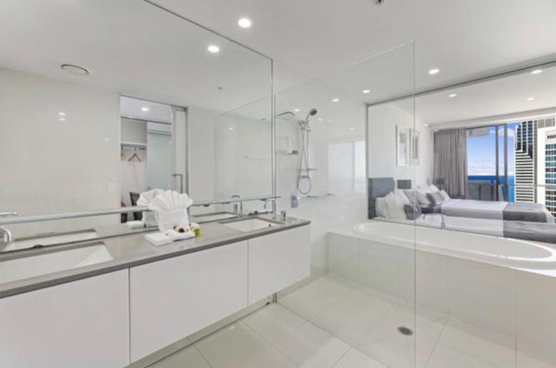 Circle On Cavill Sub Penthouse W/ 4 Bedrooms Χρυσή Ακτή Εξωτερικό φωτογραφία